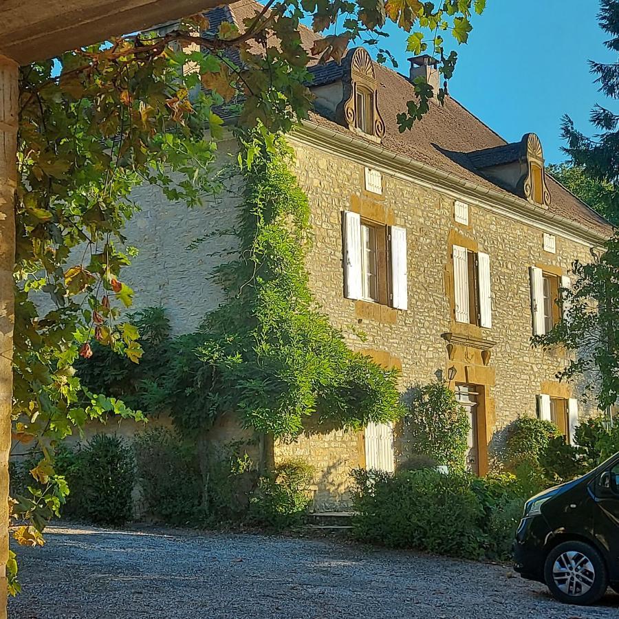 Les Trois L Bed & Breakfast Gindou Екстериор снимка
