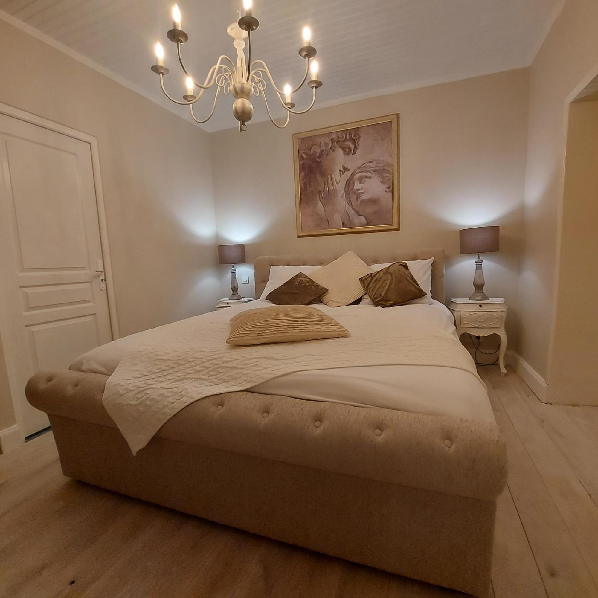 Les Trois L Bed & Breakfast Gindou Екстериор снимка