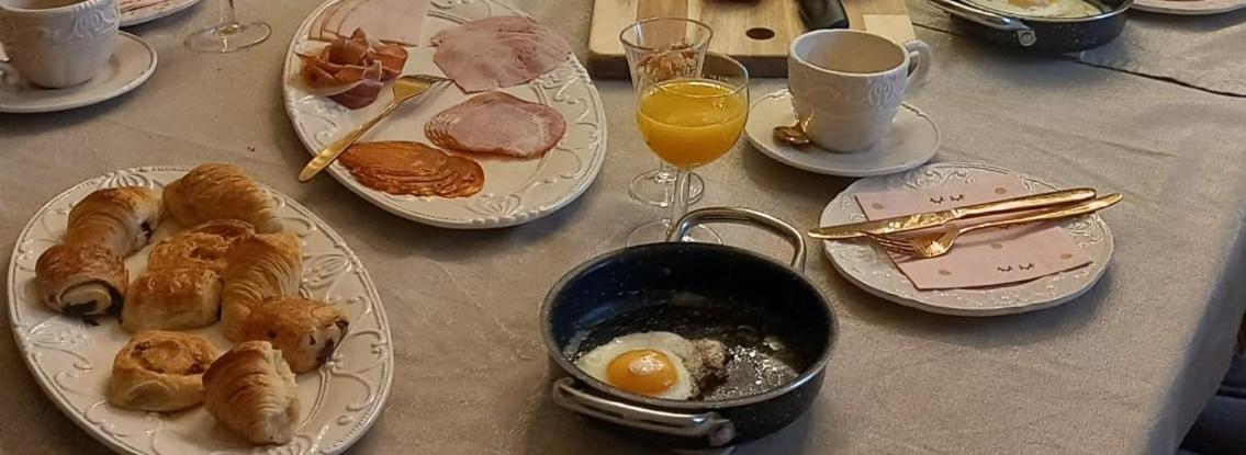 Les Trois L Bed & Breakfast Gindou Екстериор снимка
